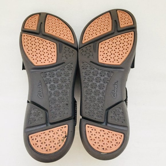 Clarks Trigenic Black Leather Tri Clover Comfort Strappy Sandals Size 6 - Picture 8 of 12